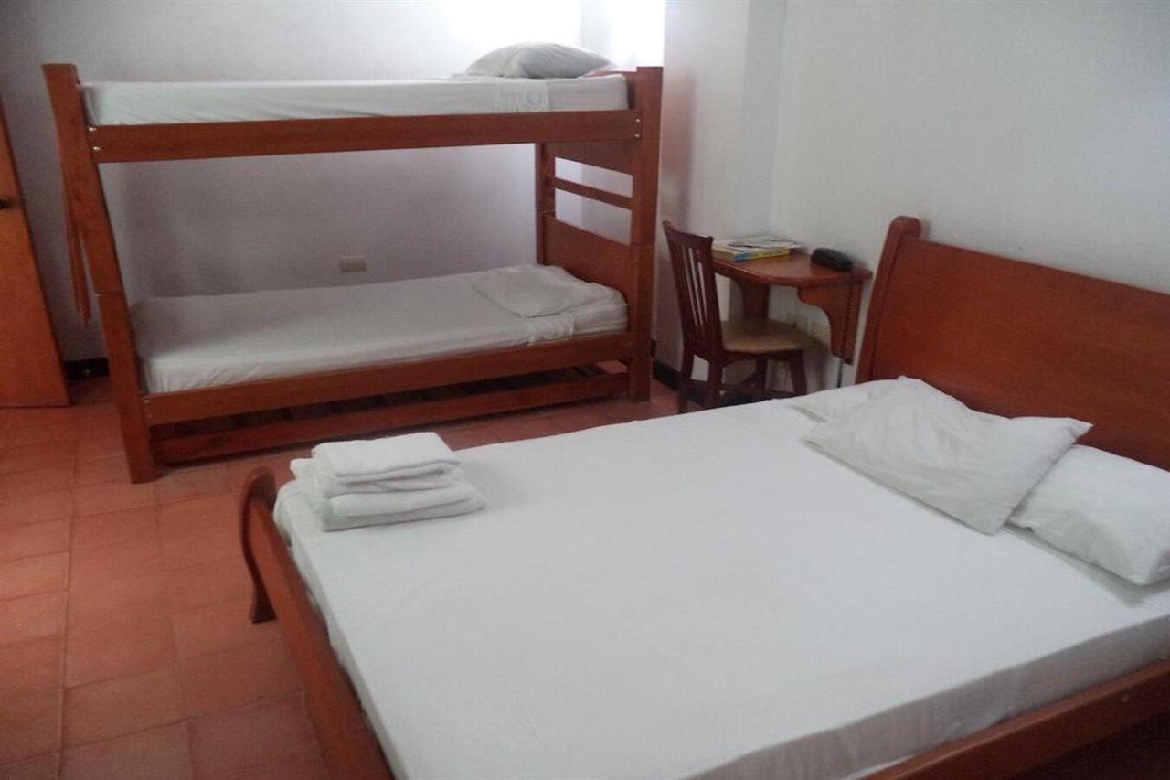 Hotel Bahia Plaza ซันตามาร์ตา ภายนอก รูปภาพ
