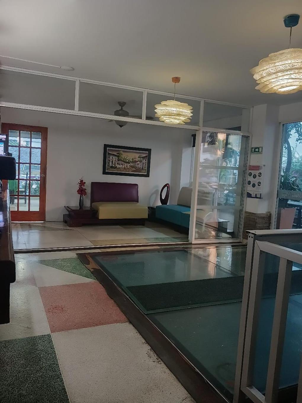 Hotel Bahia Plaza ซันตามาร์ตา ภายนอก รูปภาพ