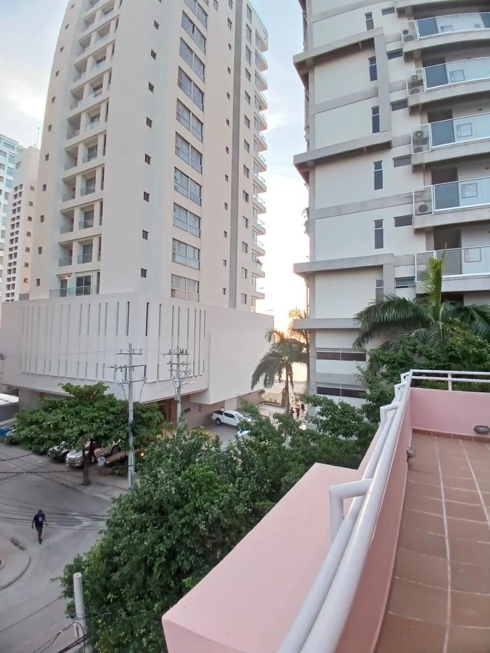 Hotel Bahia Plaza ซันตามาร์ตา ภายนอก รูปภาพ
