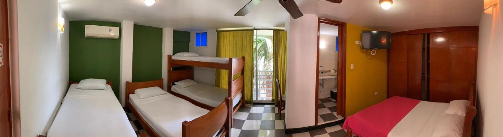 Hotel Bahia Plaza ซันตามาร์ตา ภายนอก รูปภาพ