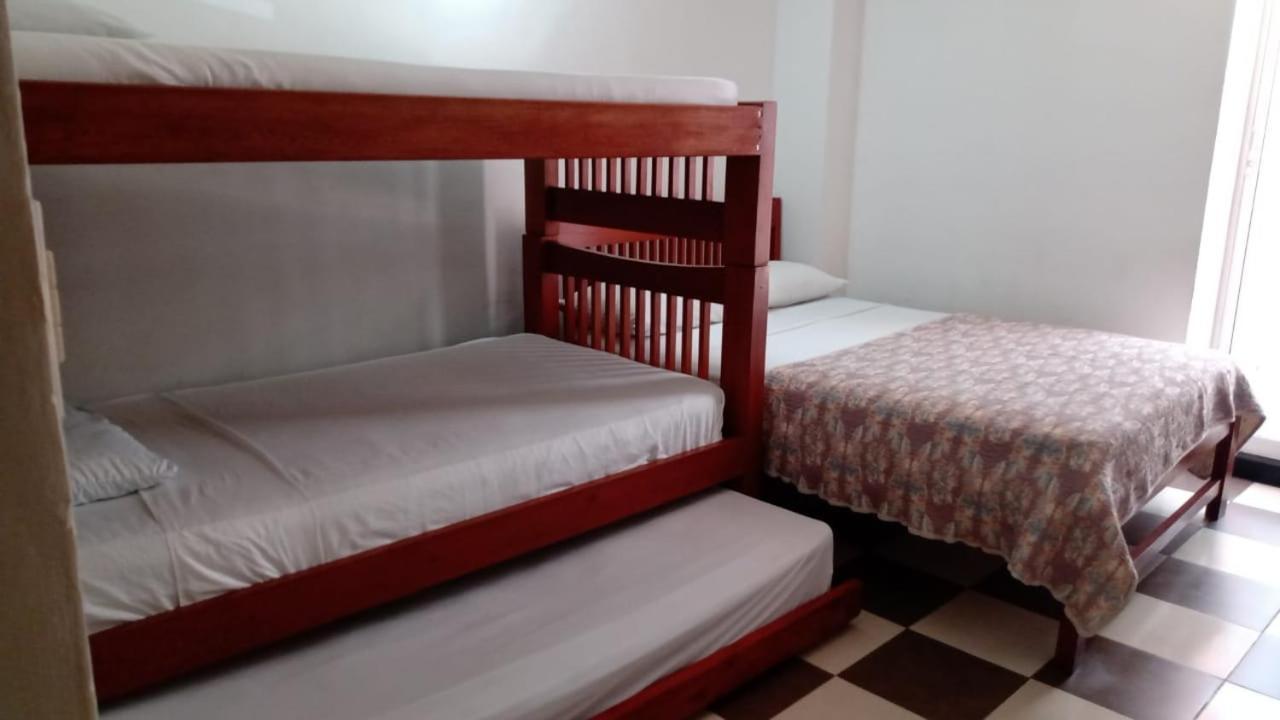 Hotel Bahia Plaza ซันตามาร์ตา ภายนอก รูปภาพ