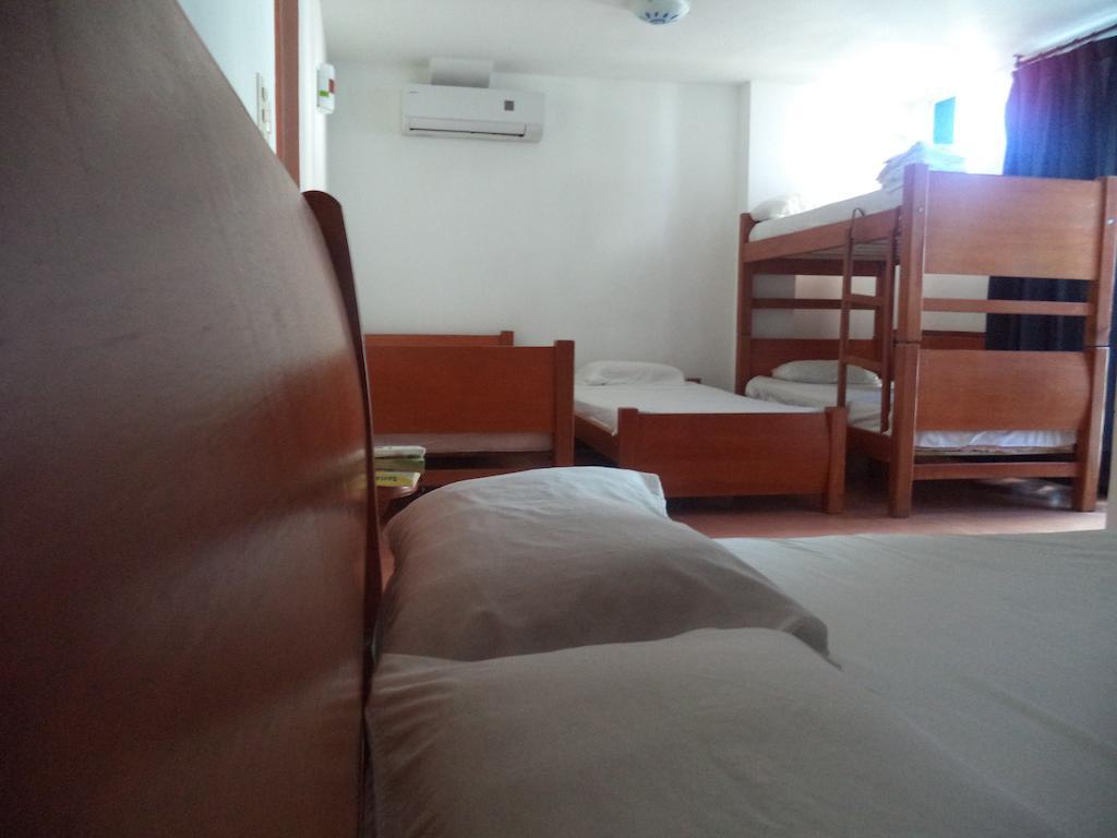 Hotel Bahia Plaza ซันตามาร์ตา ภายนอก รูปภาพ